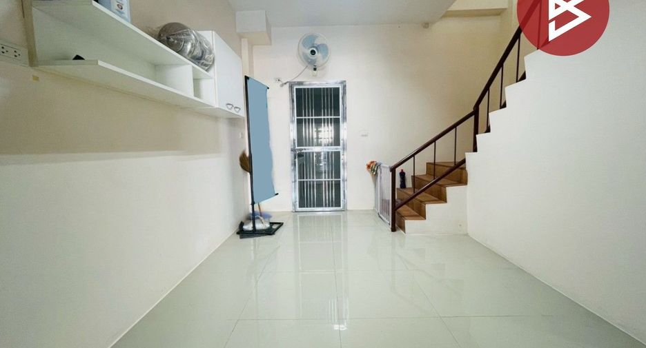 For sale retail Space in Sam Phran, Nakhon Pathom