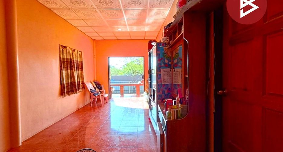 出售 2 卧室 独立屋 在 Ban Phaeo, Samut Sakhon