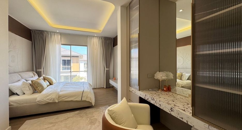 For sale 4 ベッドルーム house in East Pattaya, Pattaya