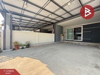 For sale 3 ベッドルーム townhouse in Mueang Samut Sakhon, Samut Sakhon