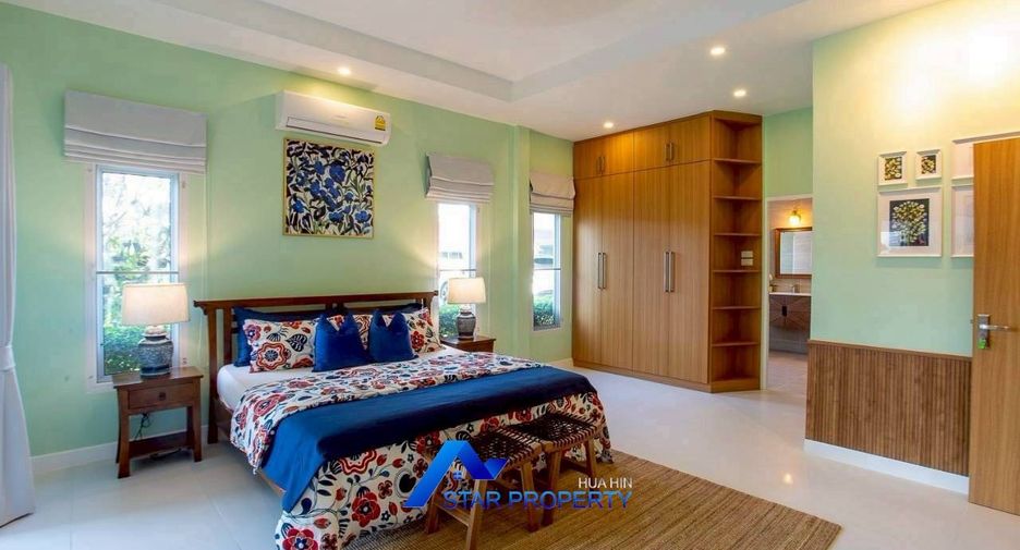 For sale 3 bedrooms villa in Hua Hin, Prachuap Khiri Khan