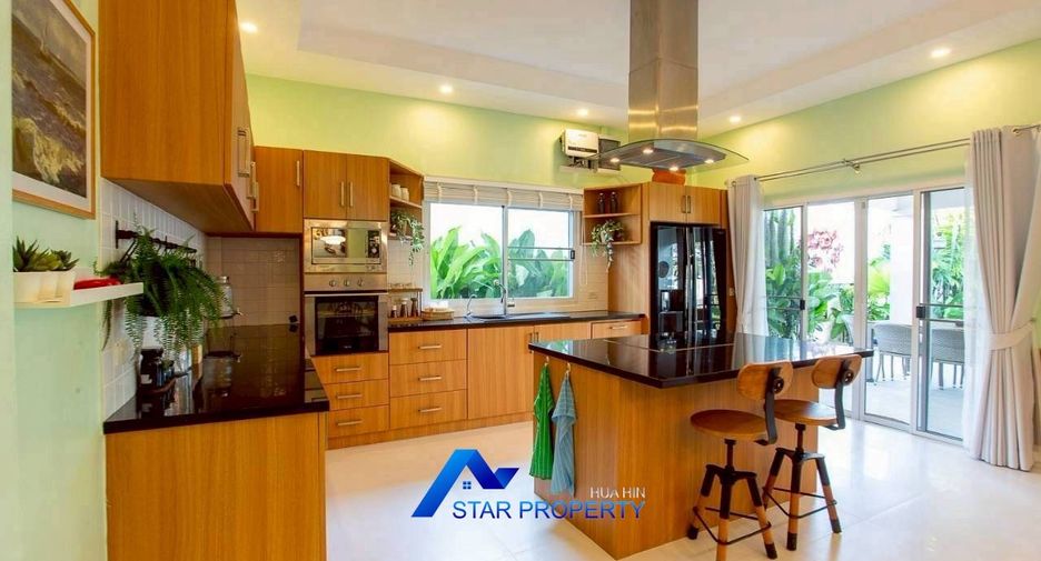 For sale 3 bedrooms villa in Hua Hin, Prachuap Khiri Khan