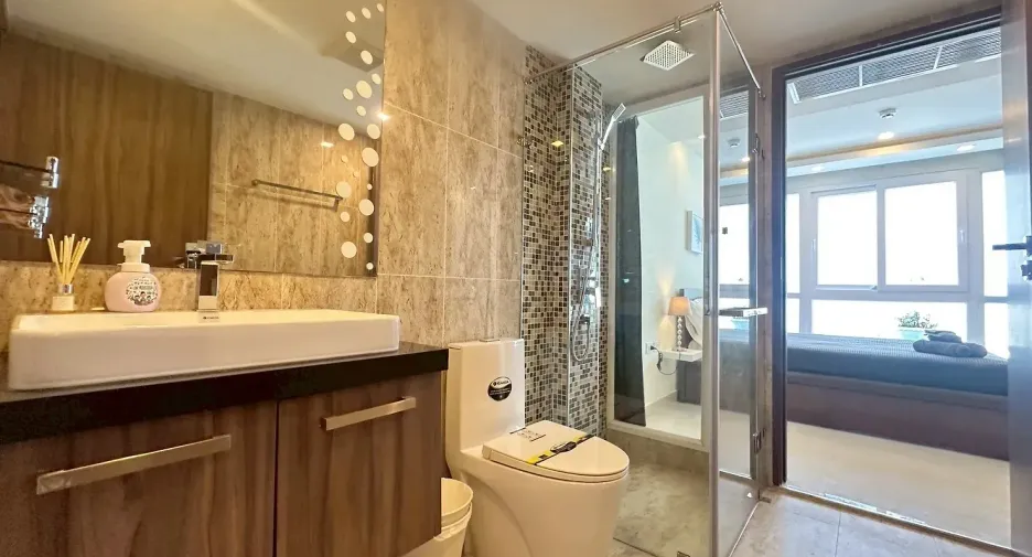 For rent and for sale 2 bedrooms condo in Bang Lamung, Chonburi
