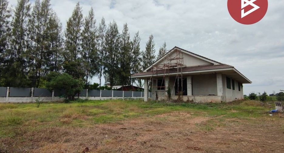 For sale land in Tak Fa, Nakhon Sawan