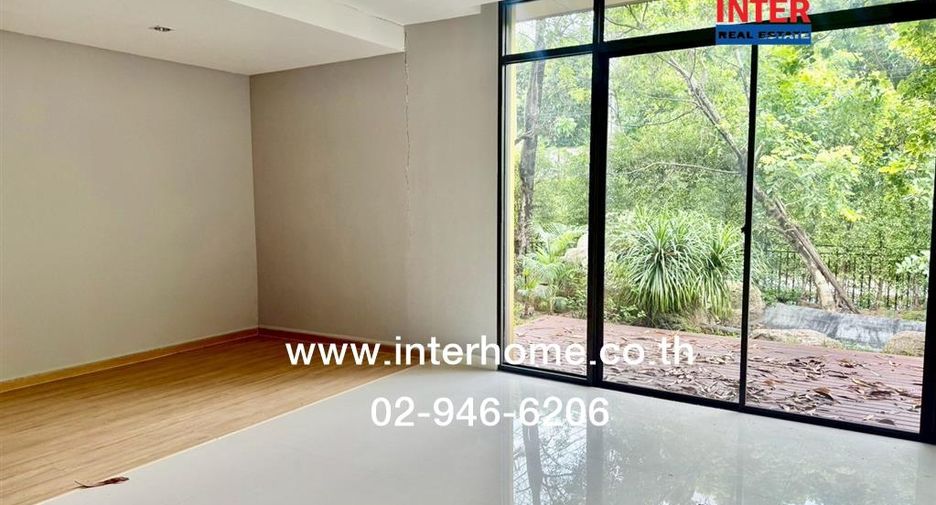 Haus zum Kauf mit 4 Zimmer in Prawet, Bangkok