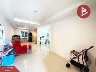 For sale 3 bedrooms townhouse in Mueang Nakhon Pathom, Nakhon Pathom