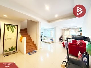 For sale 3 bedrooms townhouse in Mueang Nakhon Pathom, Nakhon Pathom