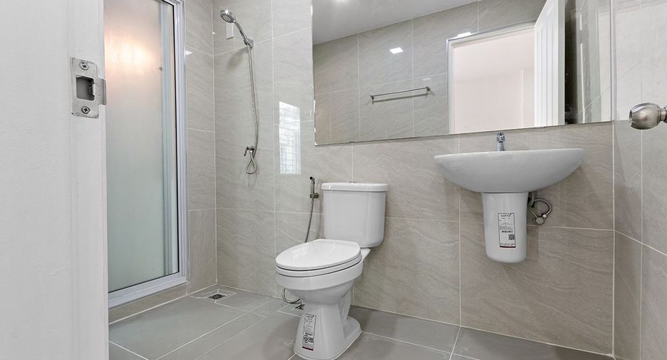 Reihenhaus zum Kauf mit 3 Zimmer in Bueng Kum, Bangkok