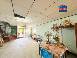 For sale 3 ベッドルーム townhouse in Thon Buri, Bangkok