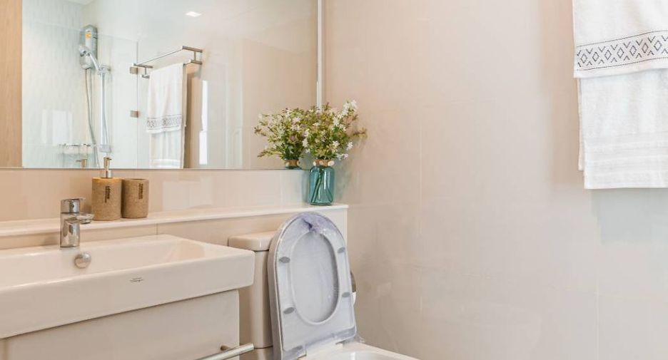 Wohnung zur Miete mit 2 Zimmer in Pathum Wan, Bangkok