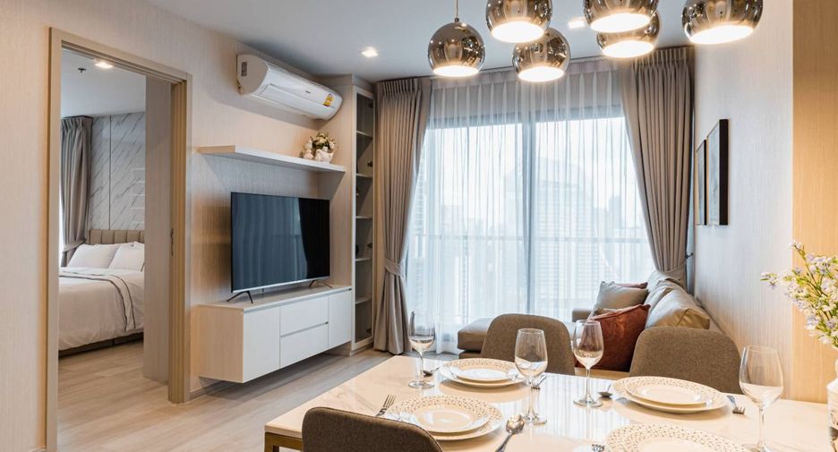 Wohnung zur Miete mit 2 Zimmer in Pathum Wan, Bangkok