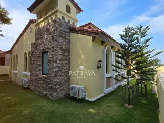 For sale 3 bedrooms house in Huay Yai, Pattaya