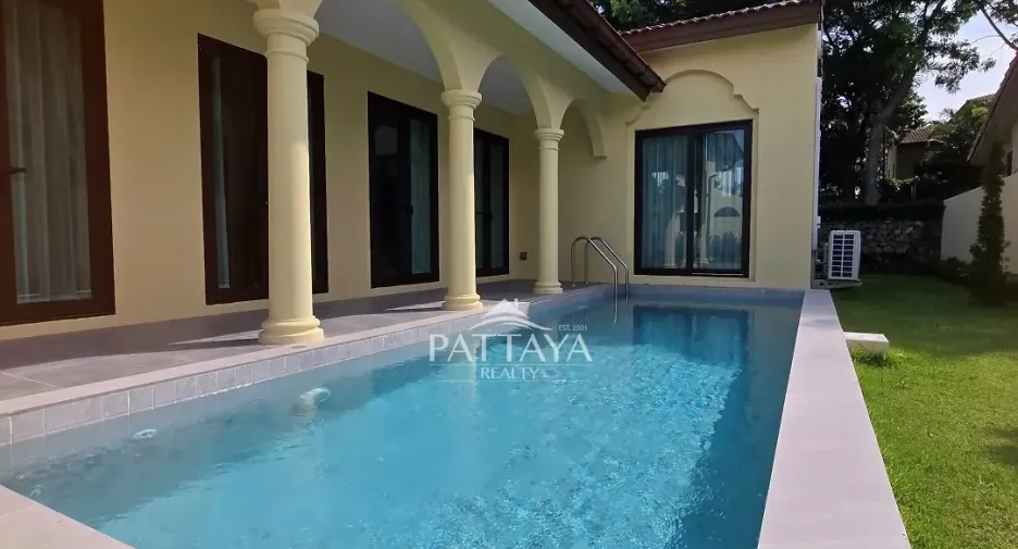 À vendre 3 chambres maison à Sattahip, Chonburi
