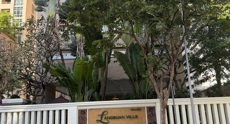 For rent 2 ベッドルーム condo in Pathum Wan, Bangkok