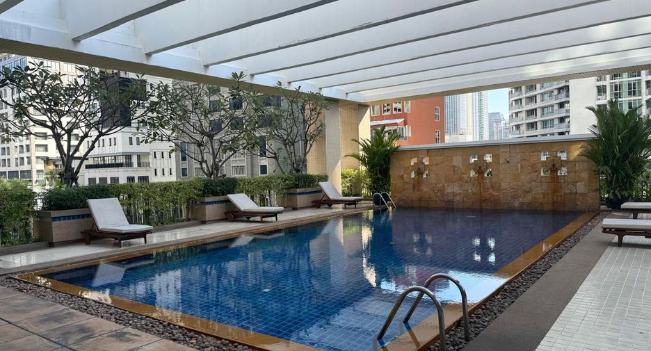For rent 2 ベッドルーム condo in Pathum Wan, Bangkok