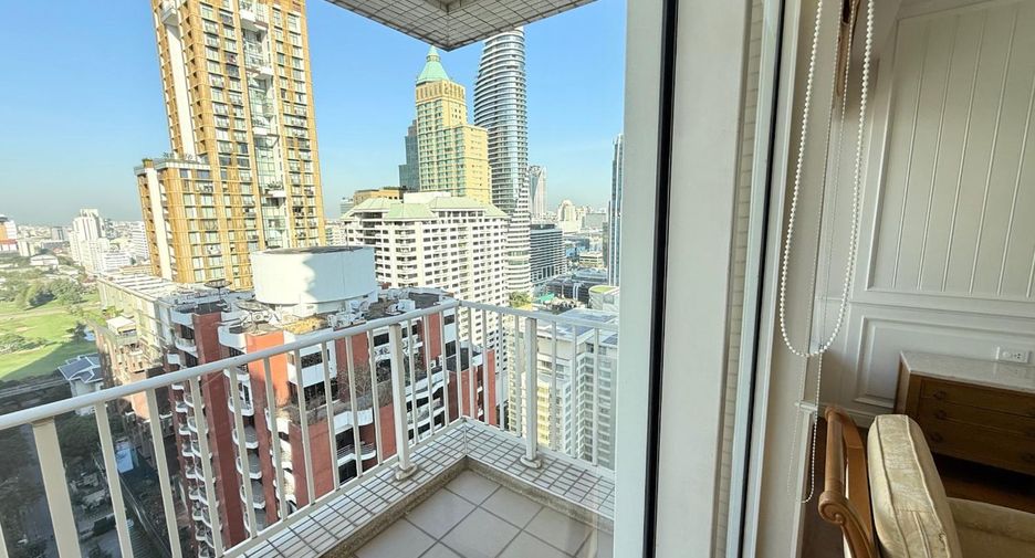 For rent 2 ベッドルーム condo in Pathum Wan, Bangkok