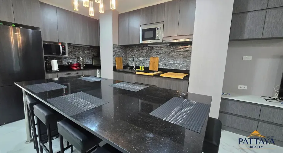 Condo en alquiler de 1 habitaciones en Bang Lamung, Chonburi