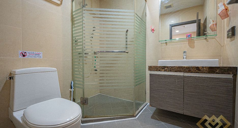 For rent 2 bedrooms condo in Bang Lamung, Chonburi