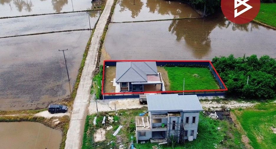 For sale 3 bedrooms house in Nong Chang, Uthai Thani