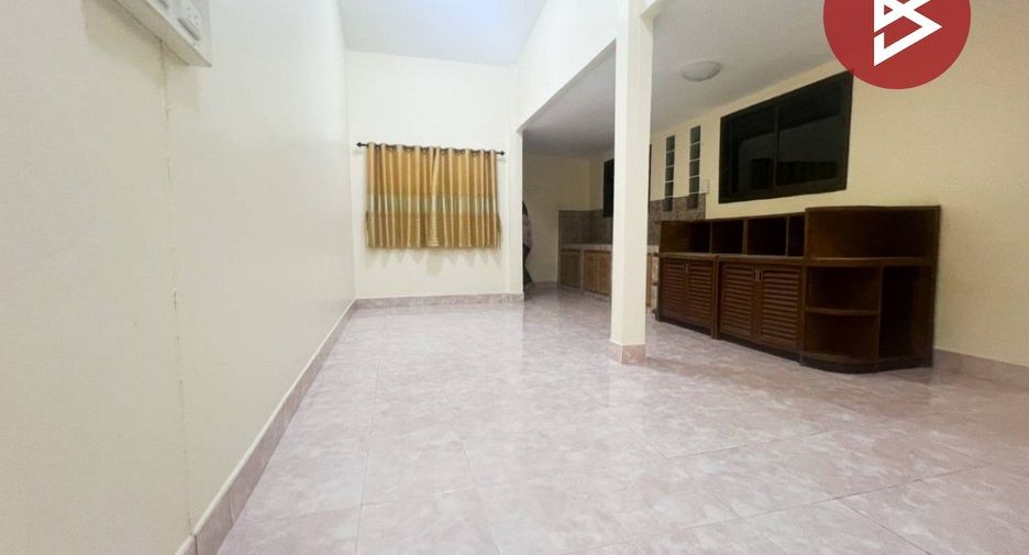For sale 3 bedrooms house in Mueang Chaiyaphum, Chaiyaphum