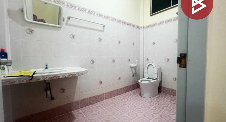 For sale 3 bedrooms house in Mueang Chaiyaphum, Chaiyaphum