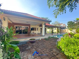 Villa zum Kauf mit 3 Zimmer in Hua Hin, Prachuap Khiri Khan
