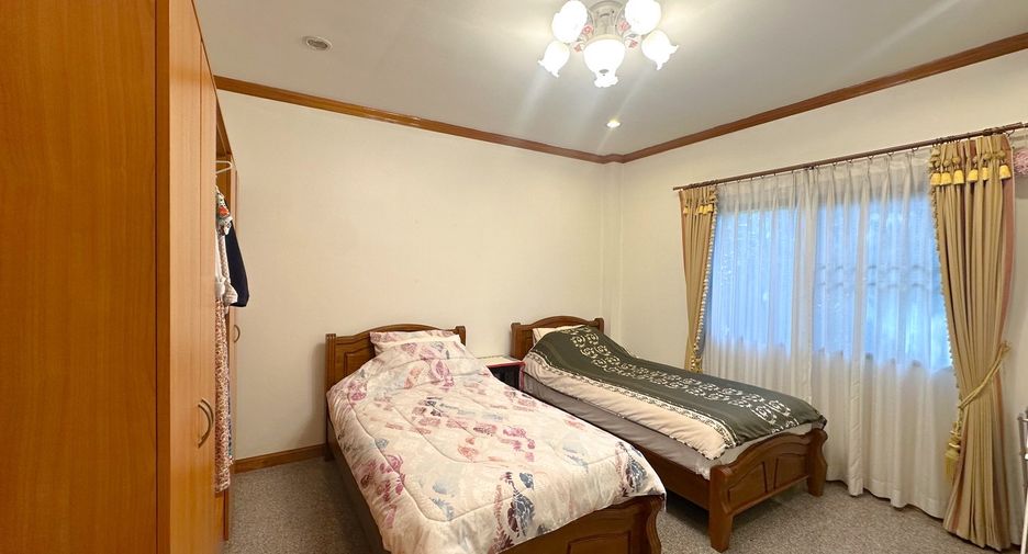 For sale 3 bedrooms villa in Hua Hin, Prachuap Khiri Khan