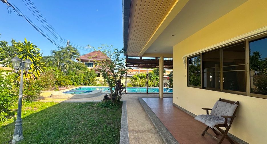 For sale 3 bedrooms villa in Hua Hin, Prachuap Khiri Khan