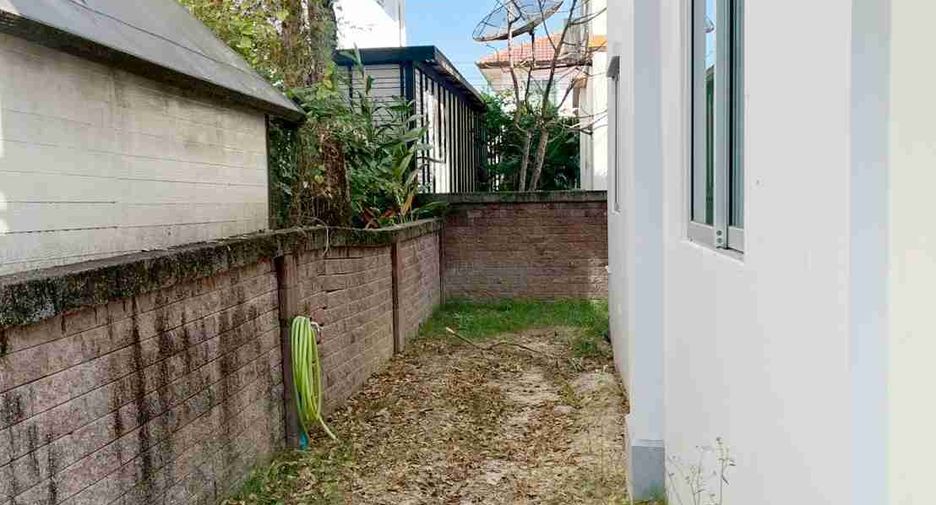 出售 3 卧室 独立屋 在 Bang Phli, Samut Prakan