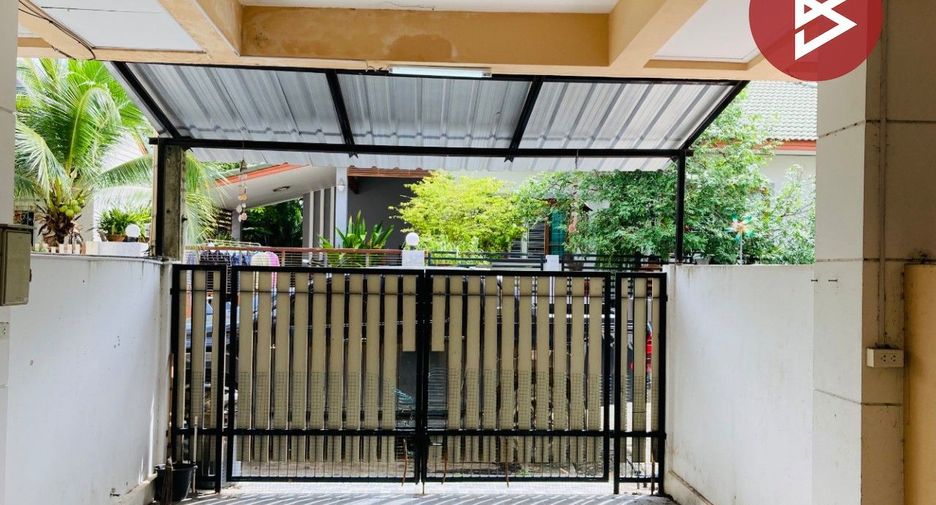 出售 3 卧室 联排别墅 在 Mueang Rayong, Rayong