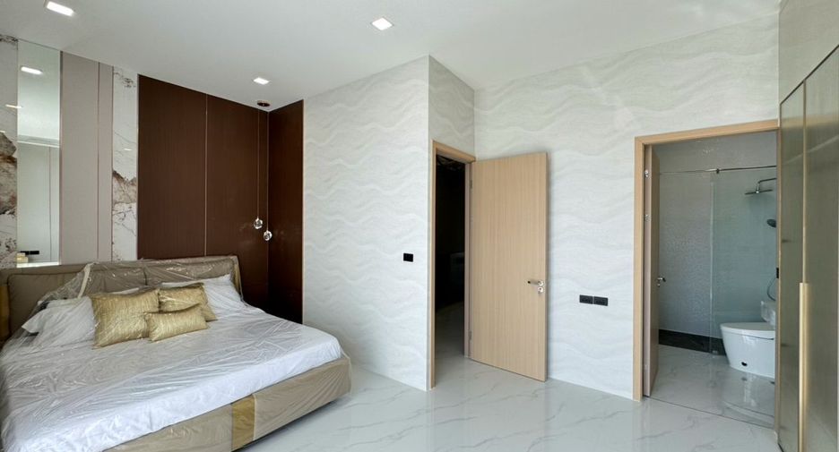 Haus zum Kauf mit 4 Zimmer in Bang Lamung, Chonburi