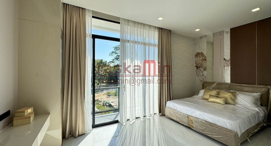 For sale 4 bedrooms house in Bang Lamung, Chonburi