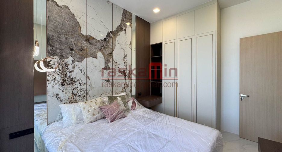 For sale 4 bedrooms house in Bang Lamung, Chonburi