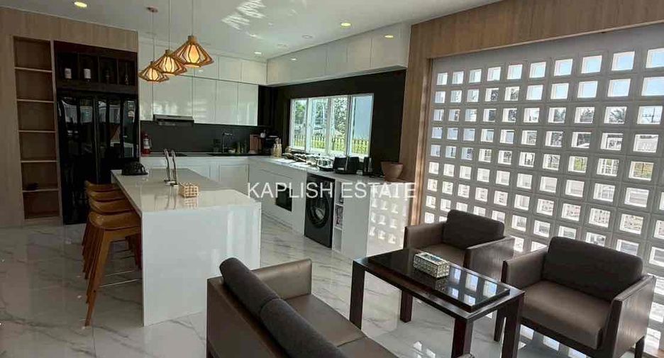 For rent and for sale 6 bedrooms villa in Bang Lamung, Chonburi