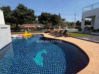 Villa zur Miete und zum Kauf mit 6 Zimmer in Bang Lamung, Chonburi