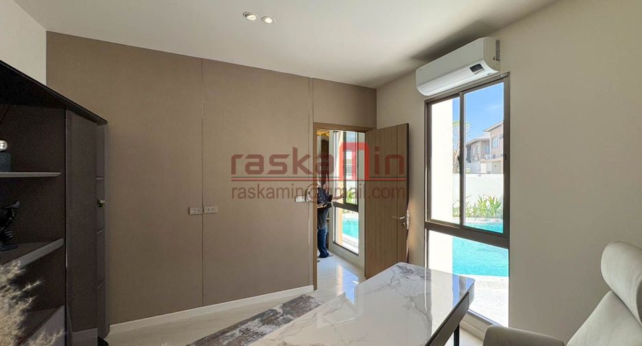 Villa zum Kauf mit 4 Zimmer in Bang Lamung, Chonburi