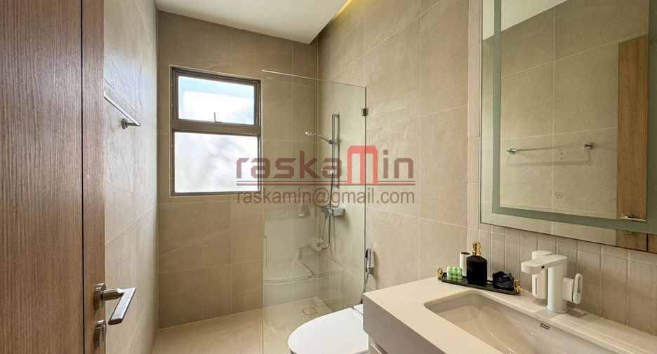 Villa zum Kauf mit 4 Zimmer in Bang Lamung, Chonburi
