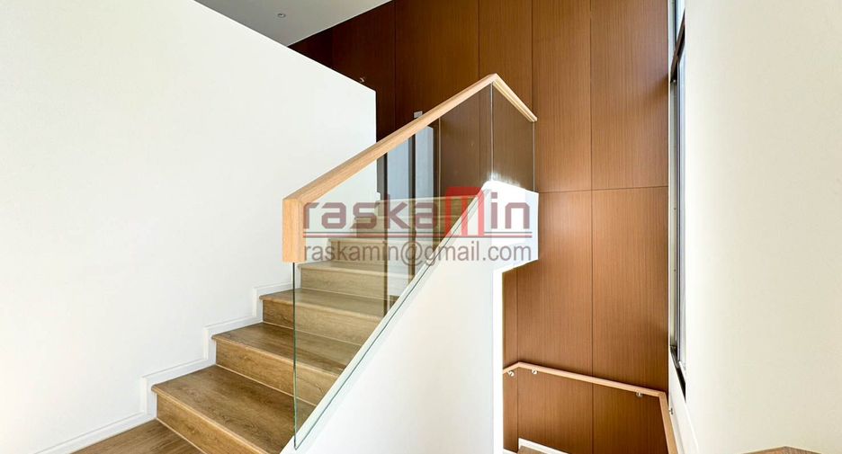 Villa zum Kauf mit 4 Zimmer in Bang Lamung, Chonburi