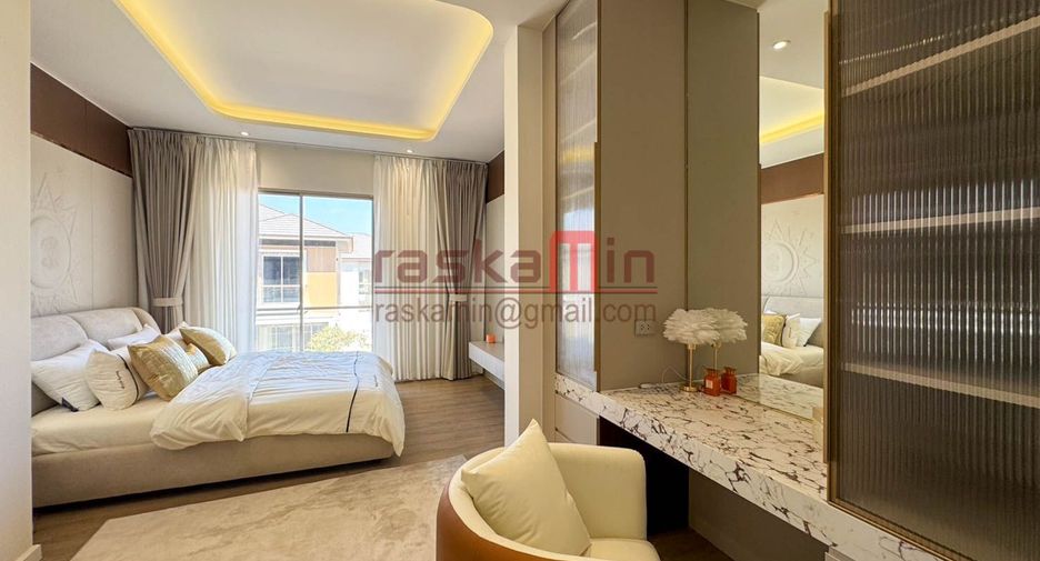 Villa zum Kauf mit 4 Zimmer in Bang Lamung, Chonburi