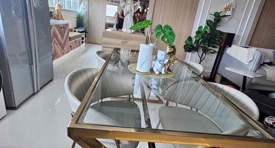 Villa en alquiler de 2 habitaciones en Bang Lamung, Chonburi