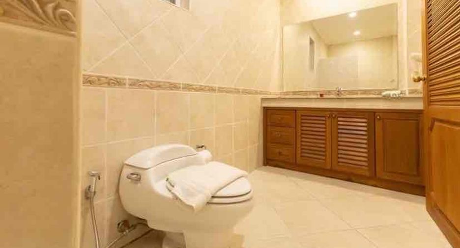 For rent 2 bedrooms villa in Bang Lamung, Chonburi