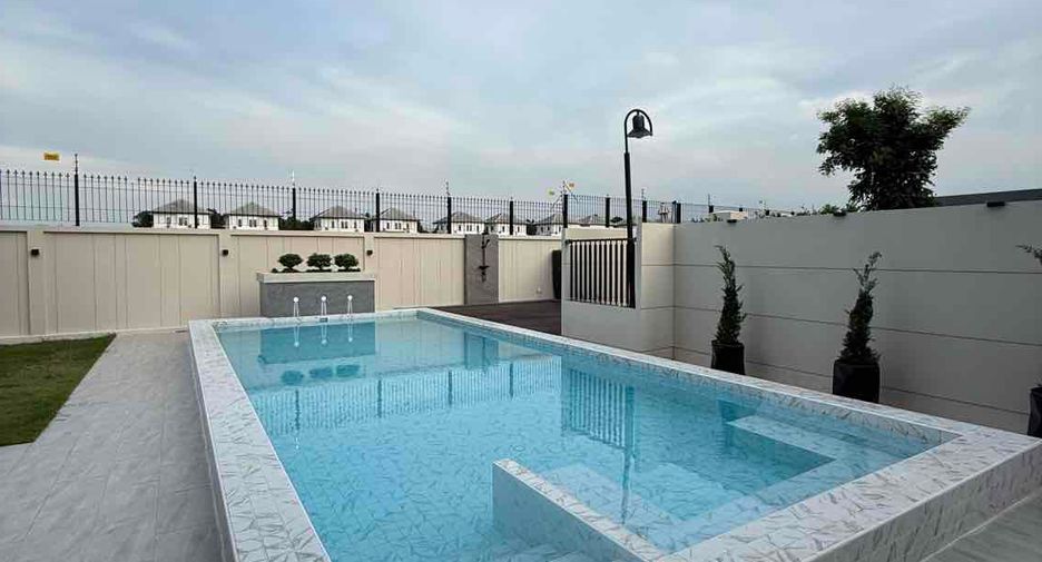 Villa zur Miete mit 5 Zimmer in Bang Lamung, Chonburi