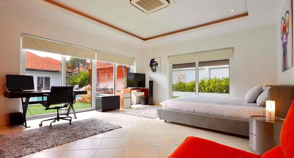For rent 6 bedrooms villa in Bang Lamung, Chonburi