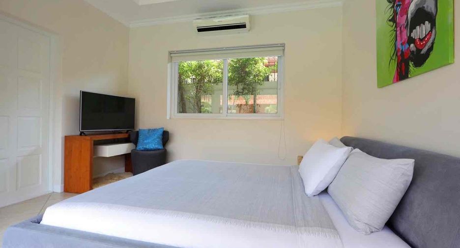 For rent 6 bedrooms villa in Bang Lamung, Chonburi