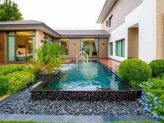 Haus zur Miete mit 4 Zimmer in Prawet, Bangkok
