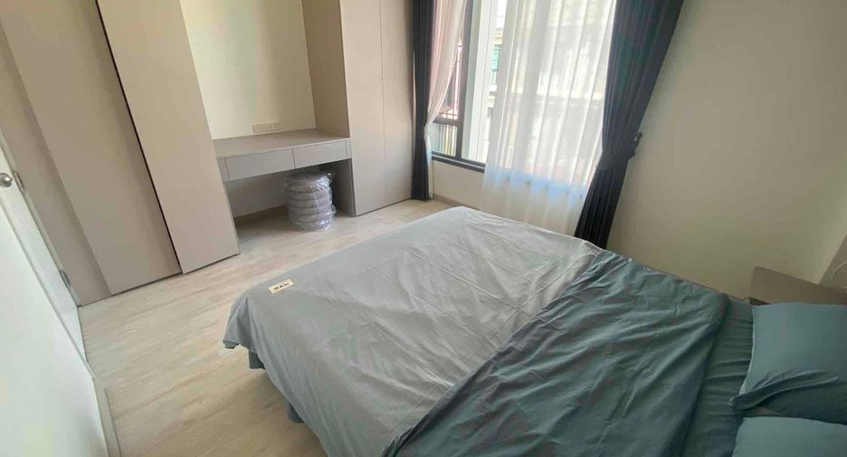 For rent 4 bedrooms villa in Bang Lamung, Chonburi