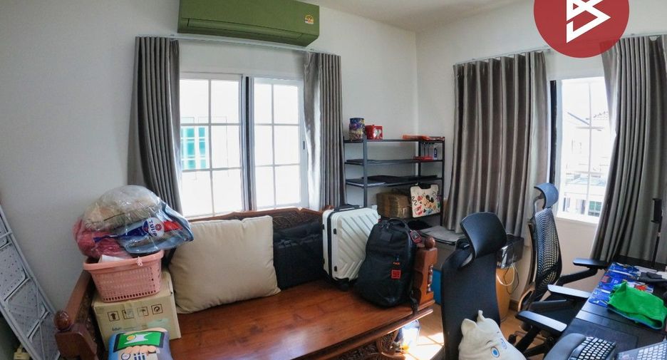 Haus zum Kauf mit 4 Zimmer in Bang Khen, Bangkok