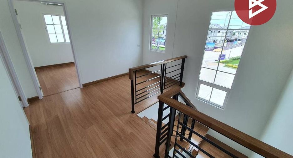 Haus zum Kauf mit 4 Zimmer in Bang Khen, Bangkok