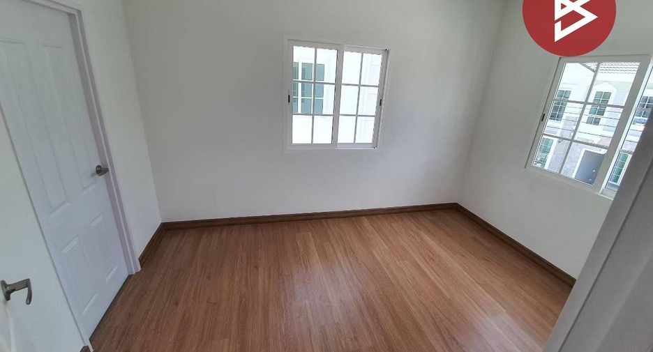 Haus zum Kauf mit 4 Zimmer in Bang Khen, Bangkok