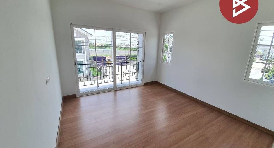 Haus zum Kauf mit 4 Zimmer in Bang Khen, Bangkok